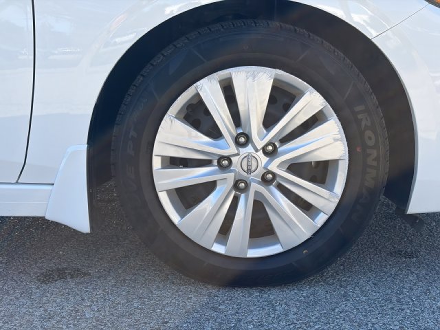 Used 2025 Nissan Sentra S FWD image 10