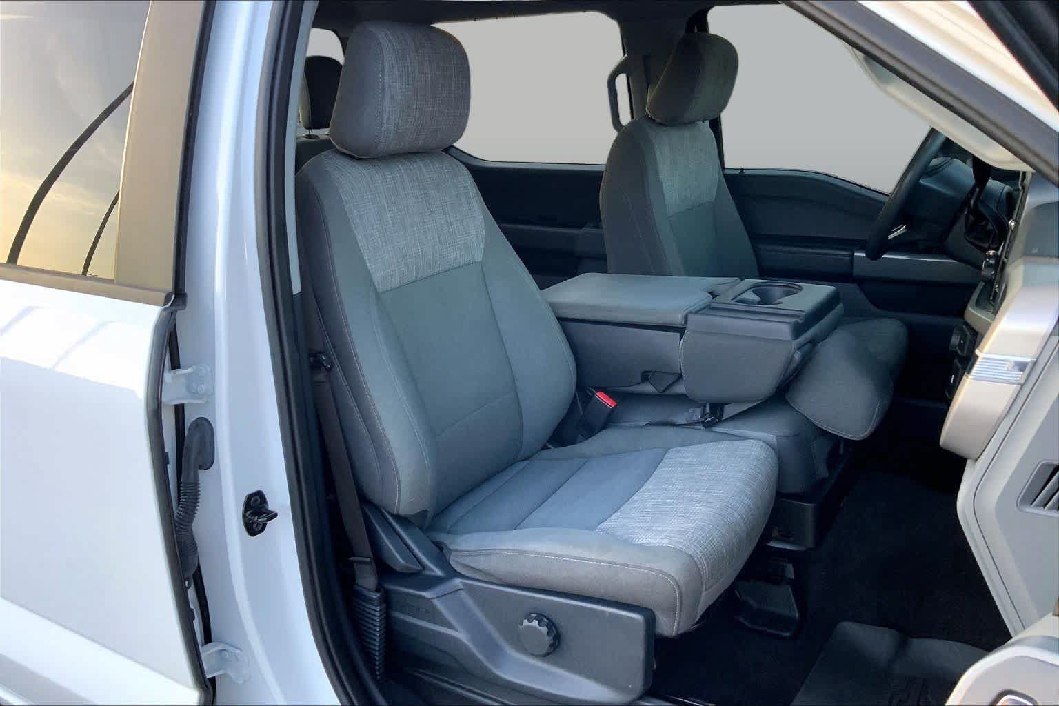 Used 2023 Ford F150 XLT RWD image 9