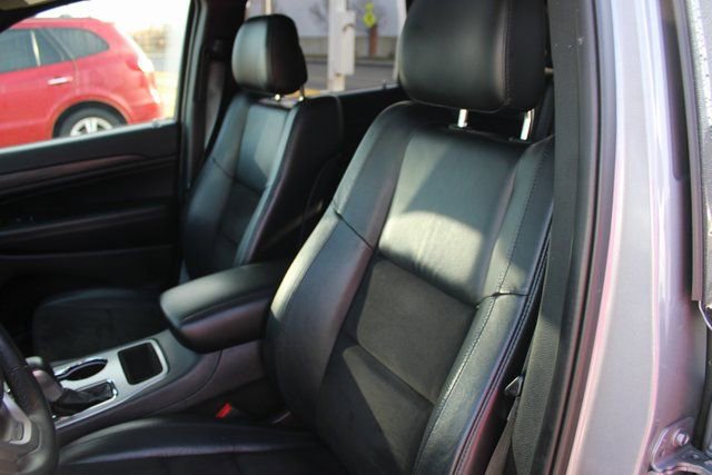 Used 2019 Jeep Grand Cherokee Altitude image 27