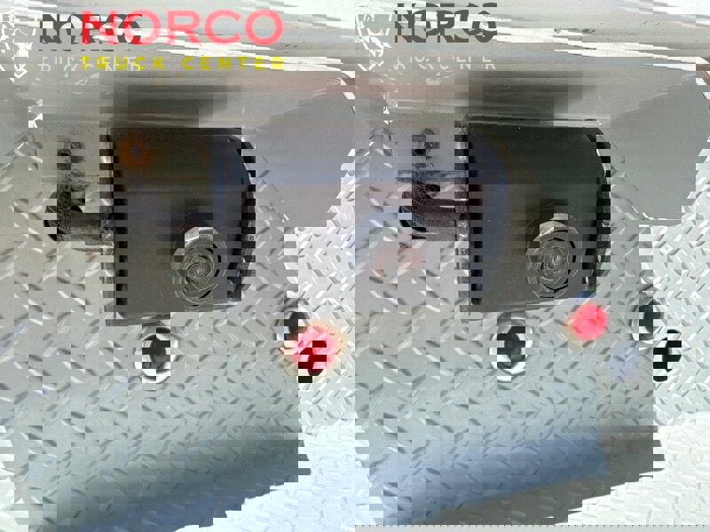 Used 2022 Ford F250 XL w/ STX Appearance Package image 12