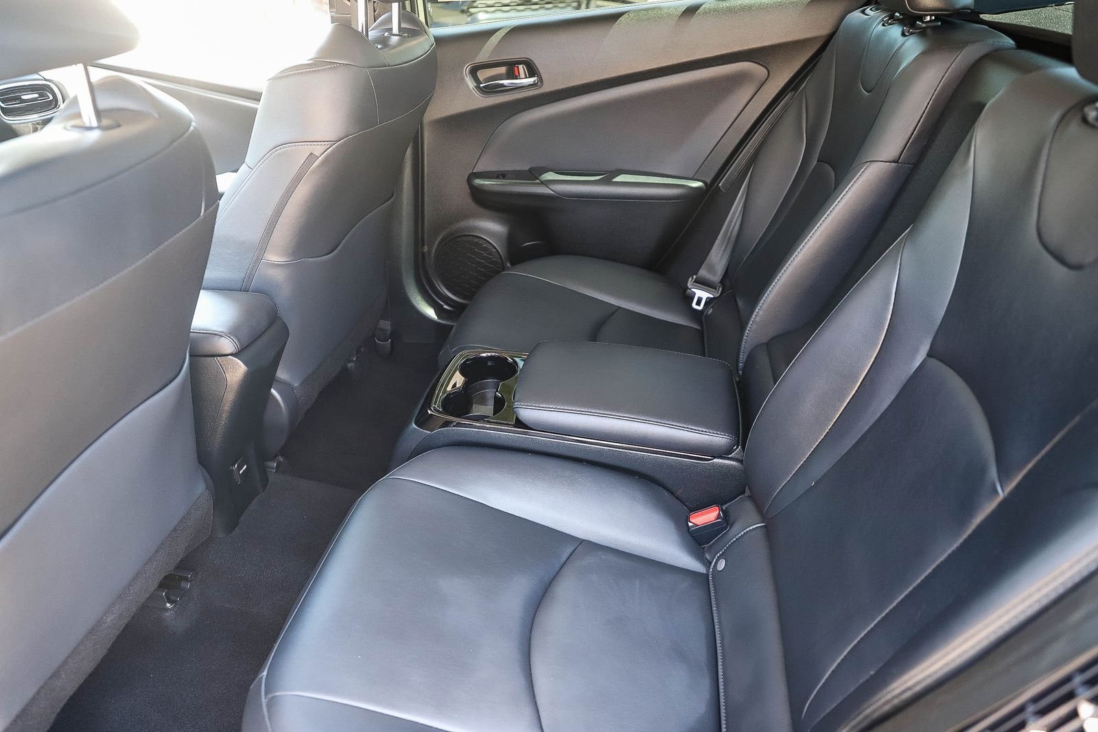 Used 2019 Toyota Prius Prime Premium FWD image 17