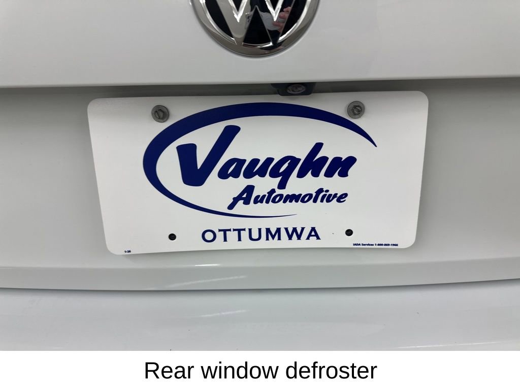 Used 2019 Volkswagen Jetta R-Line FWD image 17