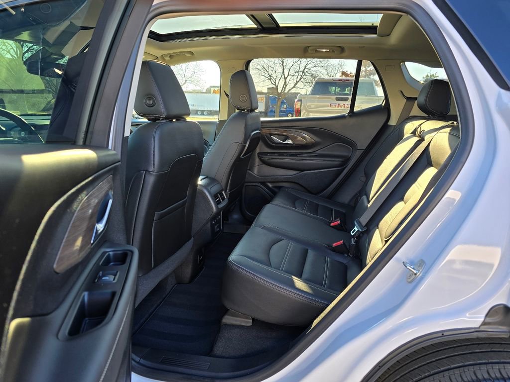 Certified 2023 GMC Terrain Denali w/ Denali Premium Package image 27