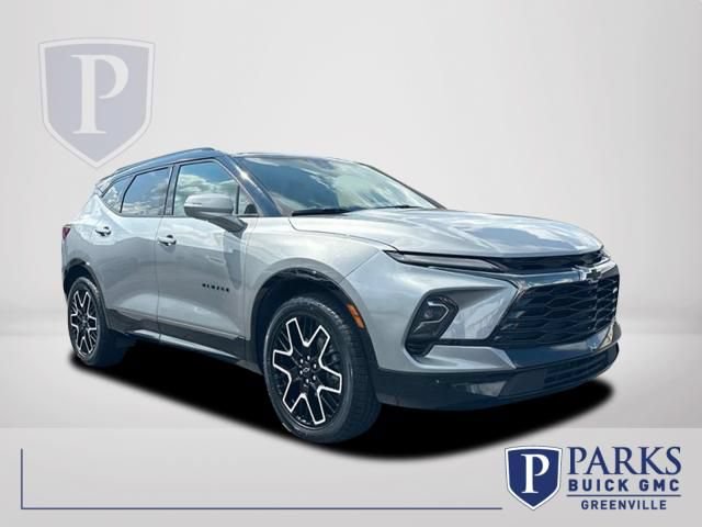Certified 2023 Chevrolet Blazer RS w/ Driver Confidence II Package FWD image 1