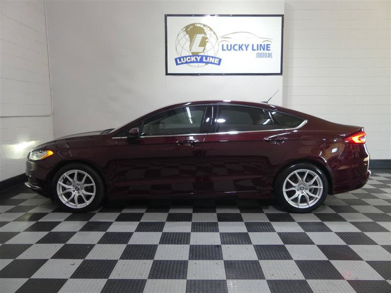 Used 2018 Ford Fusion SE w/ Fusion SE Technology Package FWD image 7