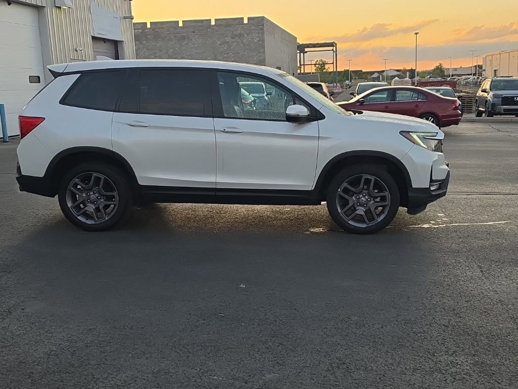 Used 2023 Honda Passport EX-L image 9