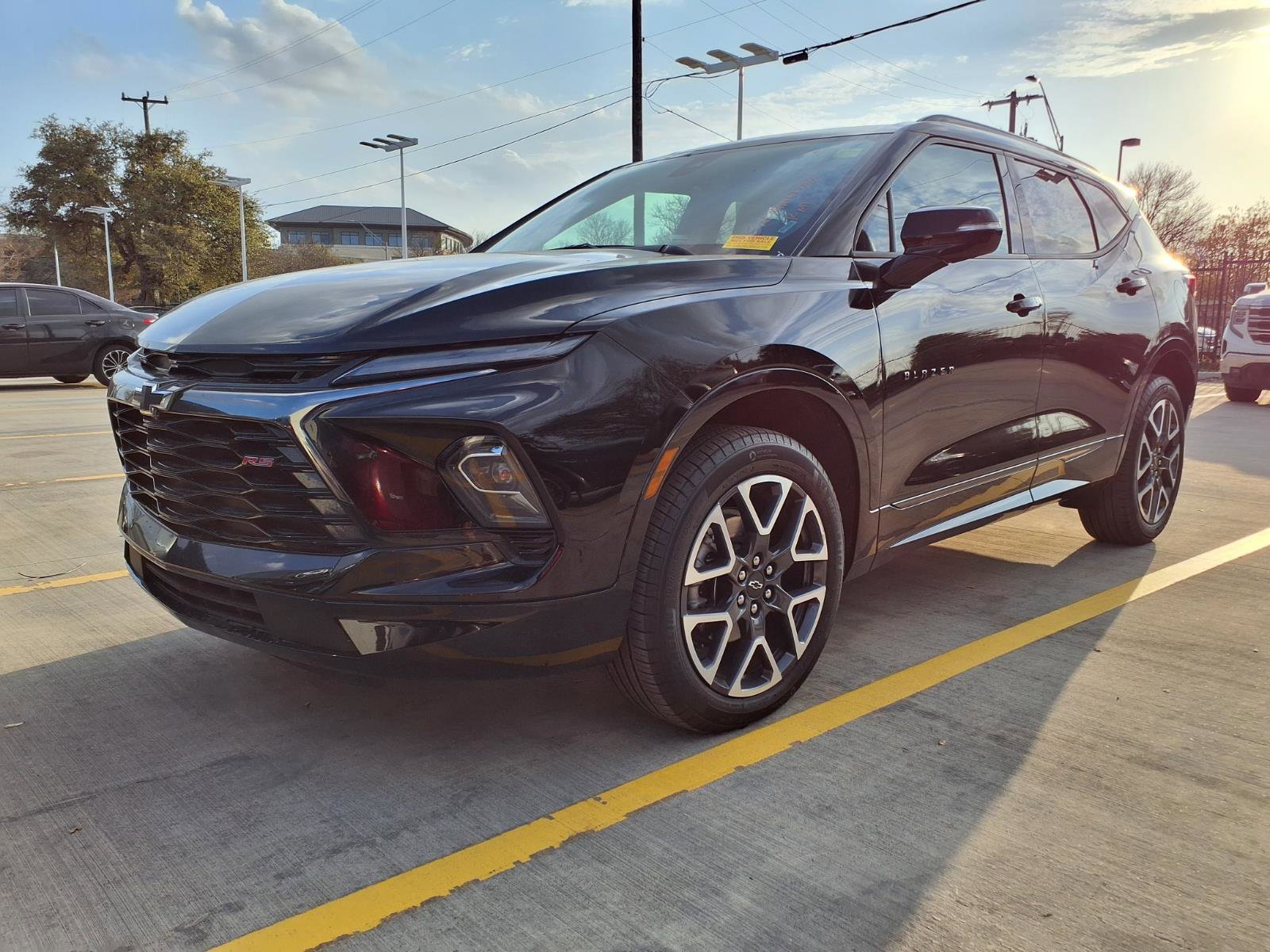 Used 2025 Chevrolet Blazer RS image 1