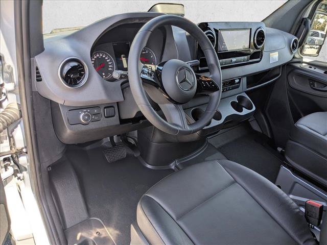 Certified 2025 Mercedes-Benz Sprinter 2500 image 10