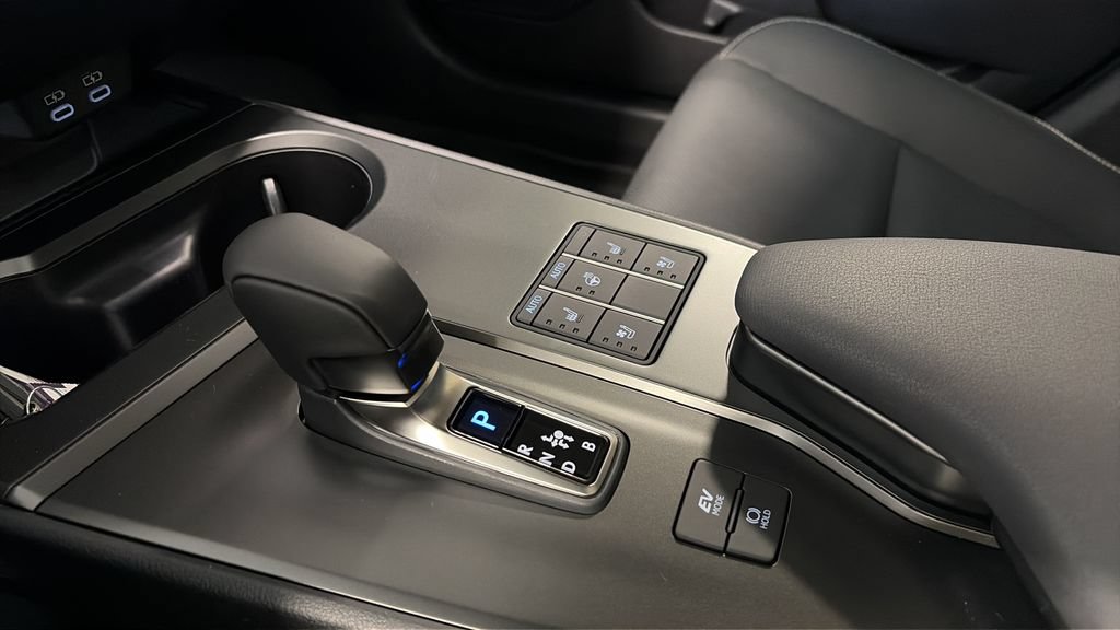 New 2026 Lexus UX 300h AWD image 26
