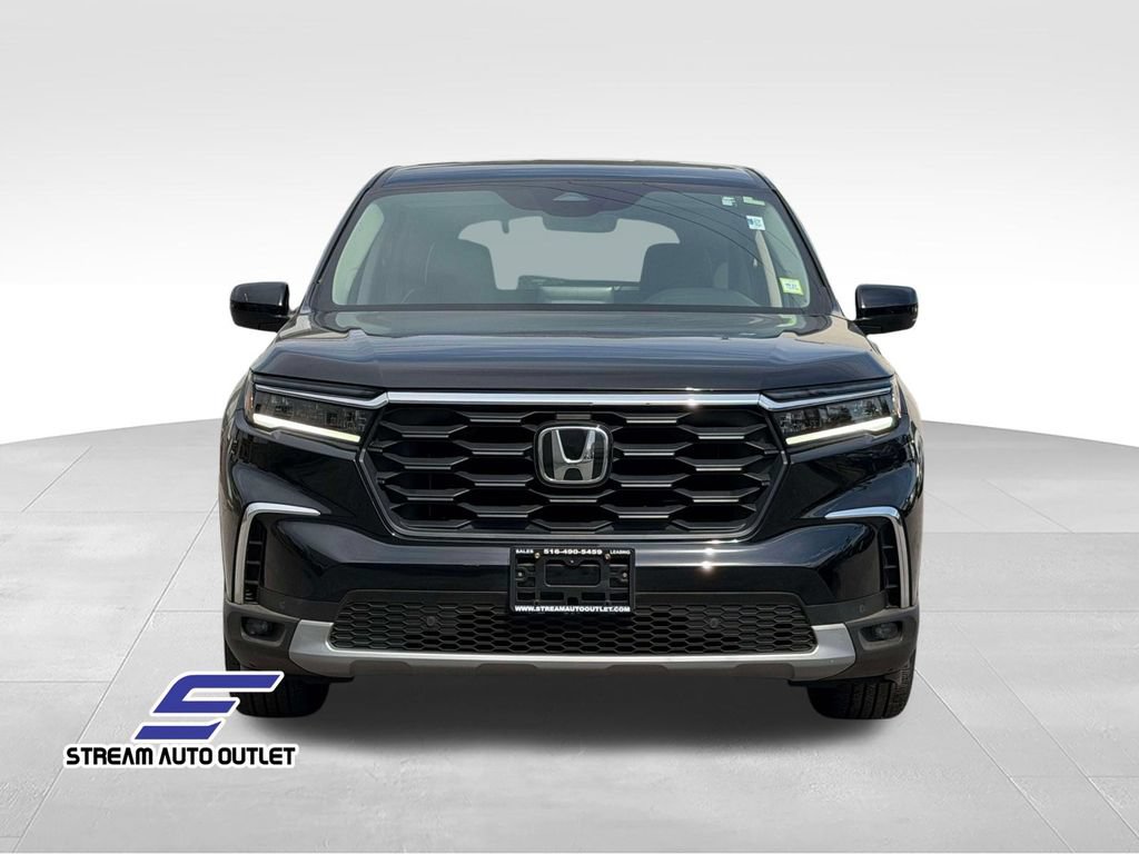 Used 2025 Honda Pilot EX-L image 2