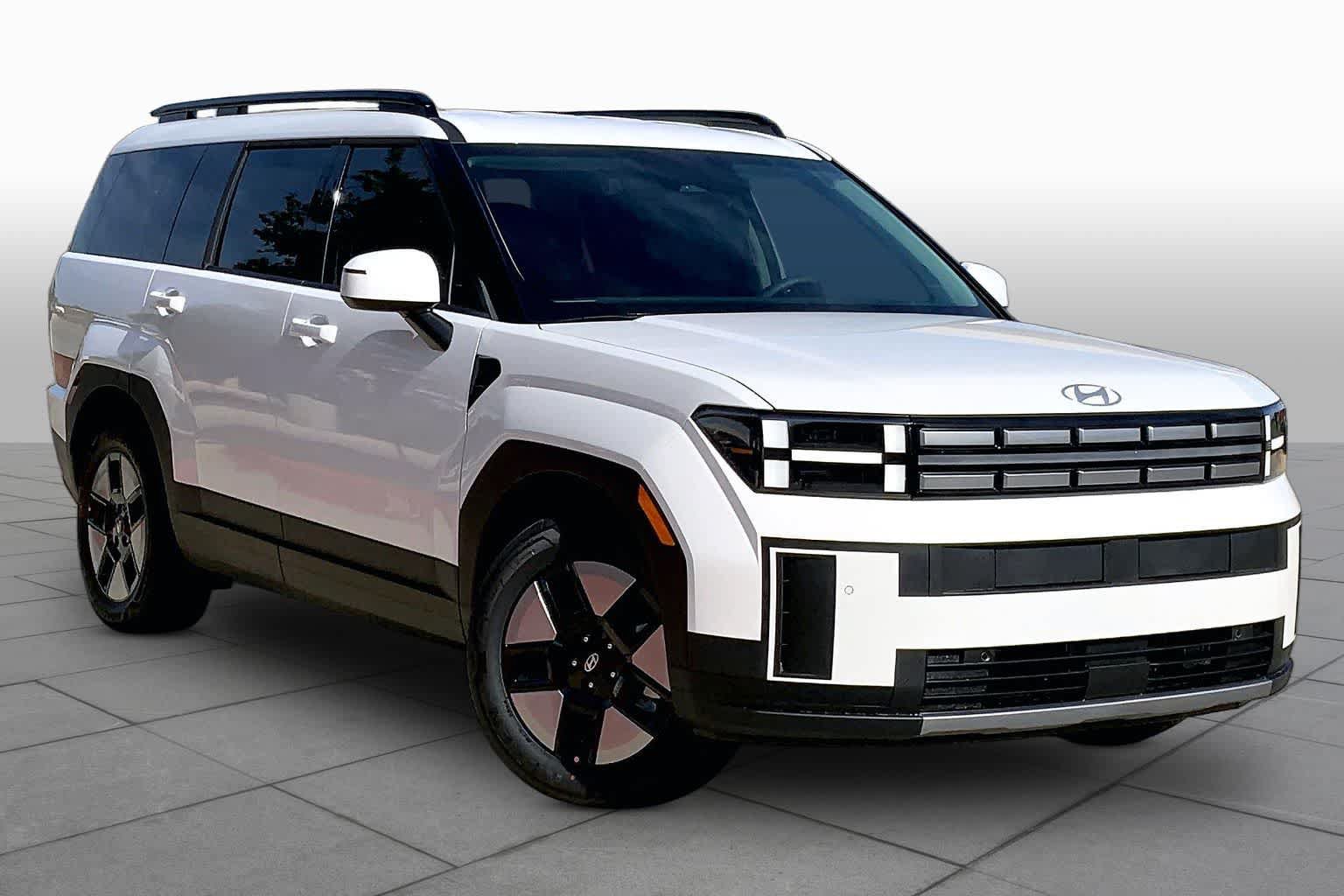 New 2026 Hyundai Santa Fe SEL FWD image 2