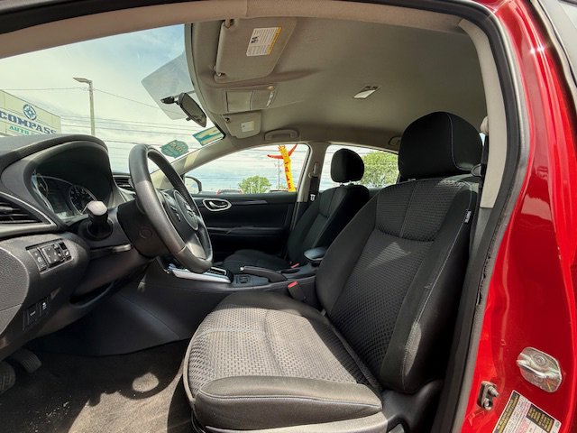Used 2019 Nissan Sentra SR FWD image 5