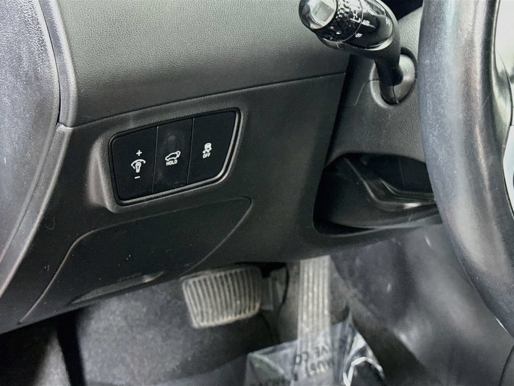 Certified 2022 Hyundai Tucson Limited FWD image 22