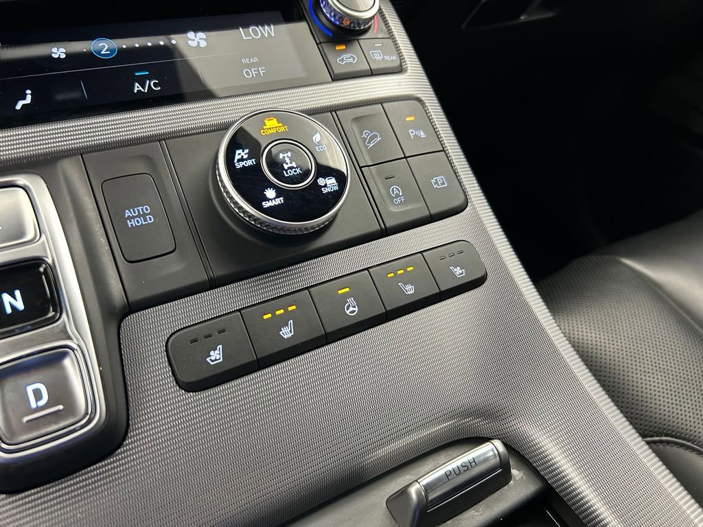 Used 2024 Hyundai Palisade Calligraphy image 24