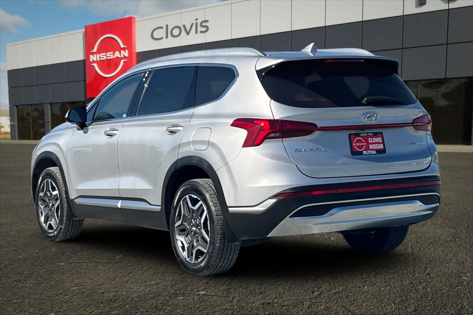 Used 2022 Hyundai Santa Fe SEL Convenience w/ Cargo Package AWD/4WD image 7