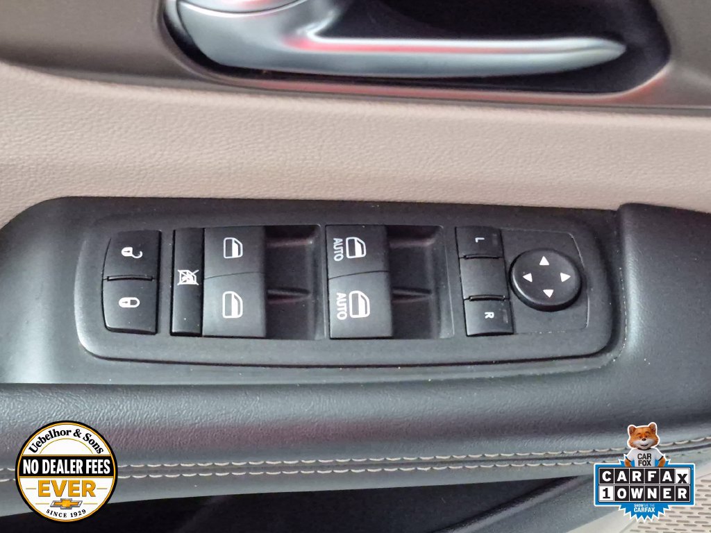 Used 2023 Chrysler Voyager LX FWD image 16
