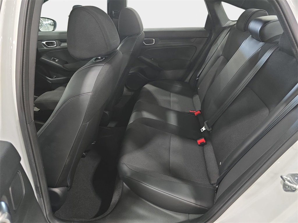 Used 2023 Honda Civic Sport image 12