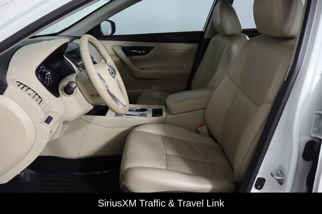 Used 2017 Nissan Altima 2.5 SL w/ Technology Package image 16
