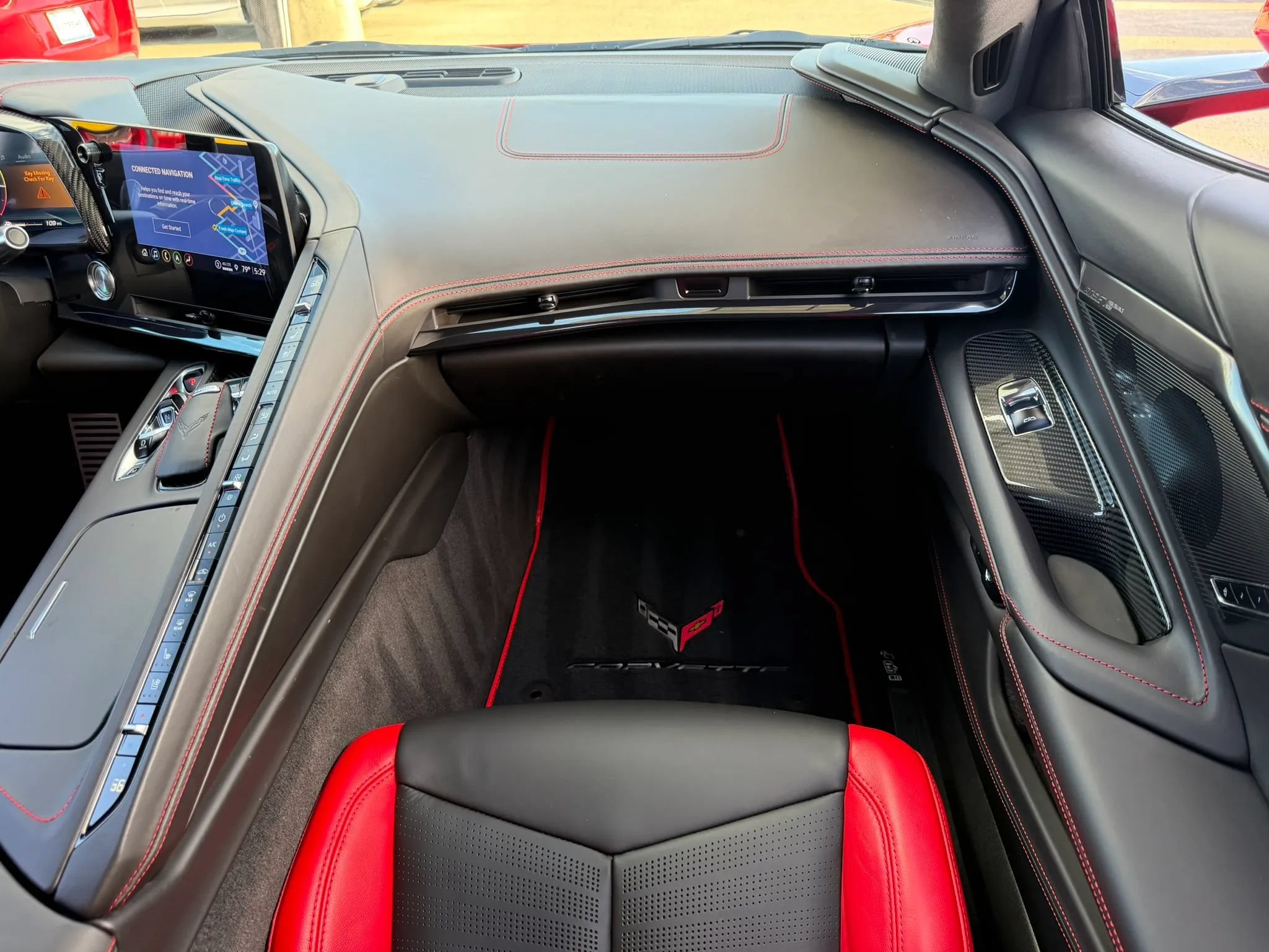 Used 2023 Chevrolet Corvette Stingray Premium Cpe w/ Z51 Performance Package RWD image 28