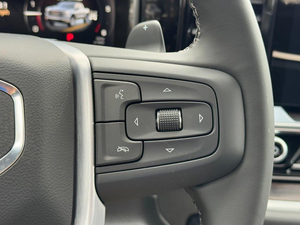 New 2026 GMC Sierra 1500 SLT image 17