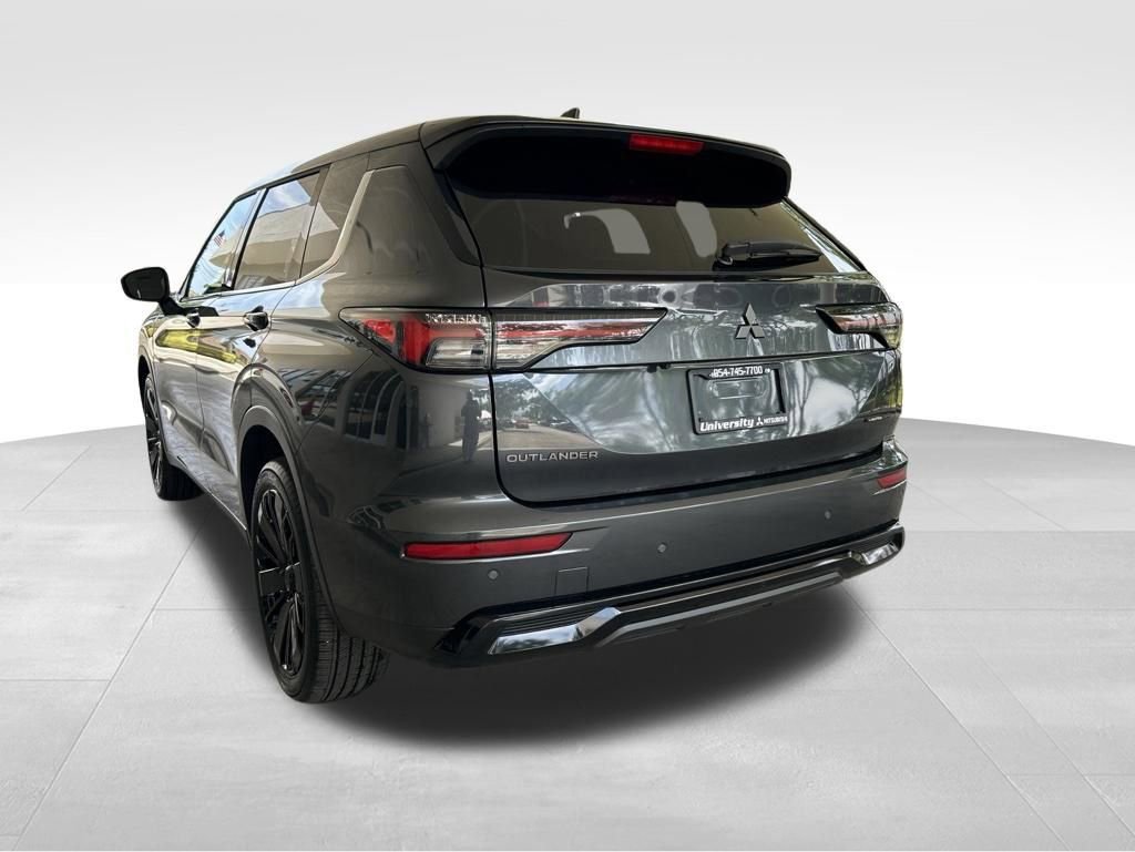 New 2026 Mitsubishi Outlander LE FWD image 4