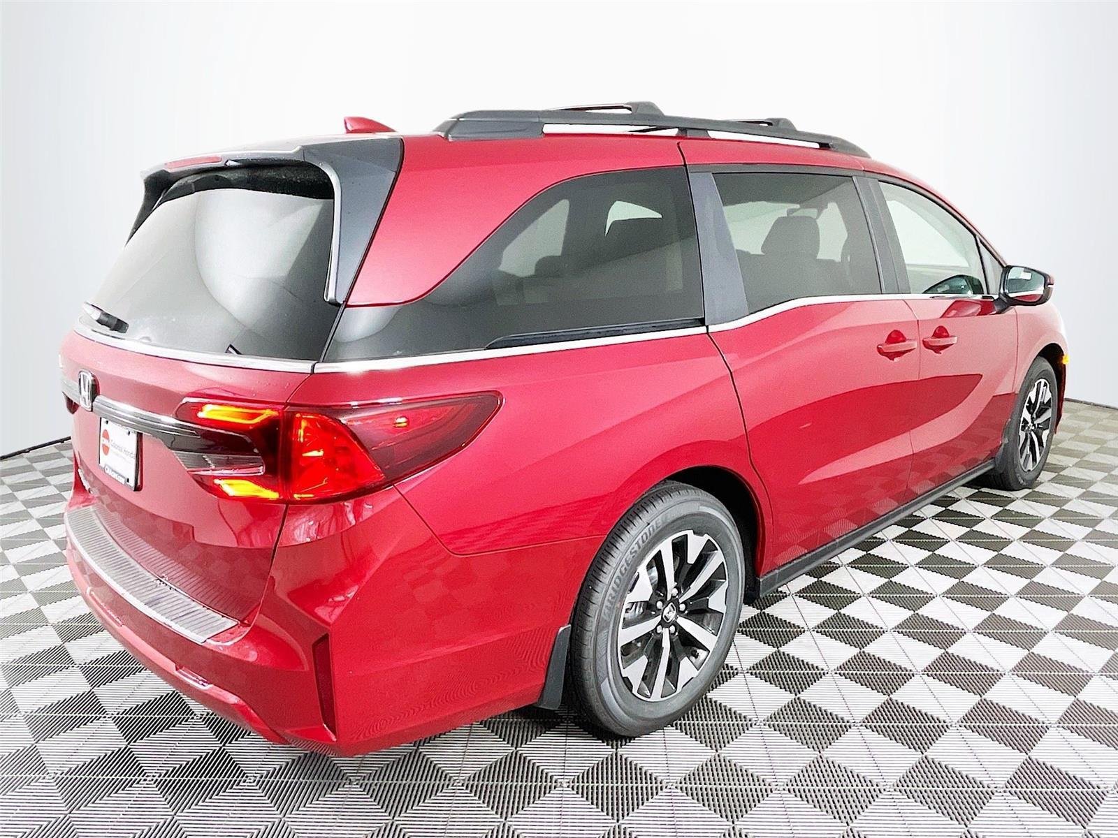 New 2026 Honda Odyssey EX-L image 8