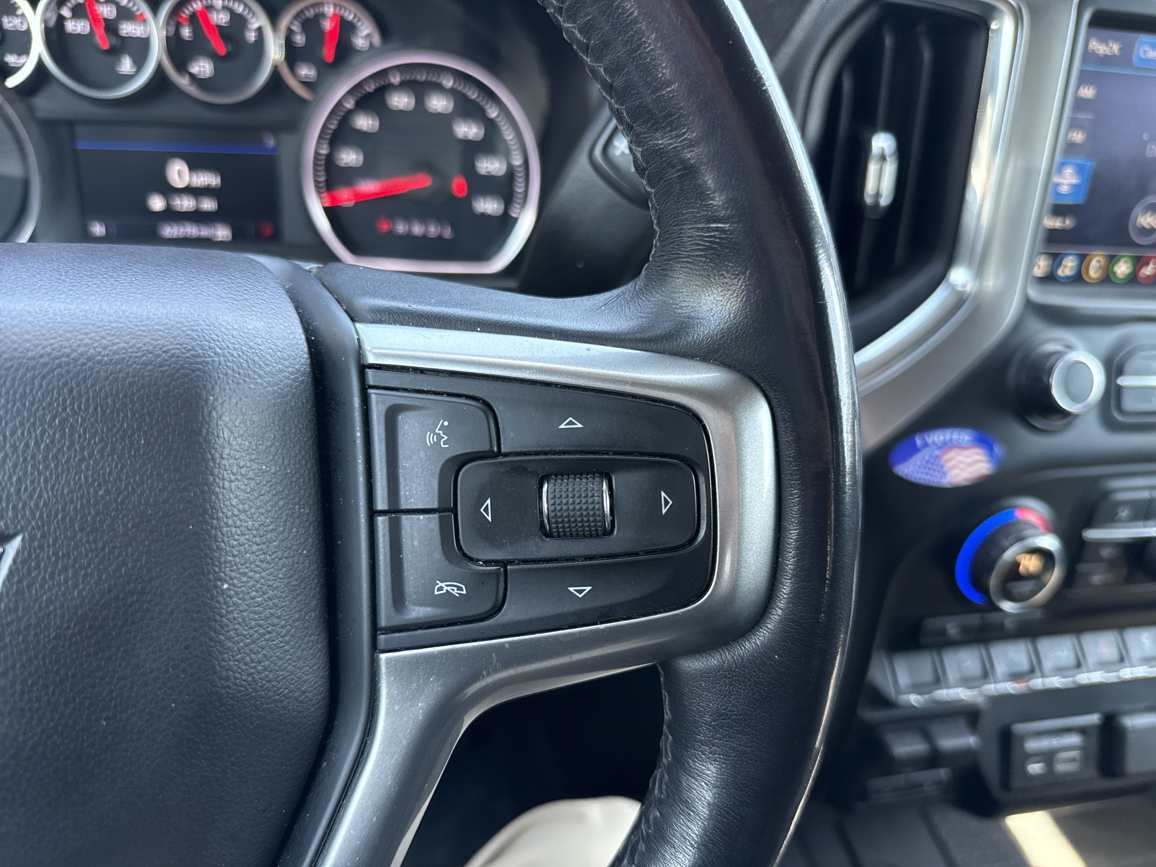 Used 2019 Chevrolet Silverado 1500 LT w/ All-Star Edition AWD/4WD image 16