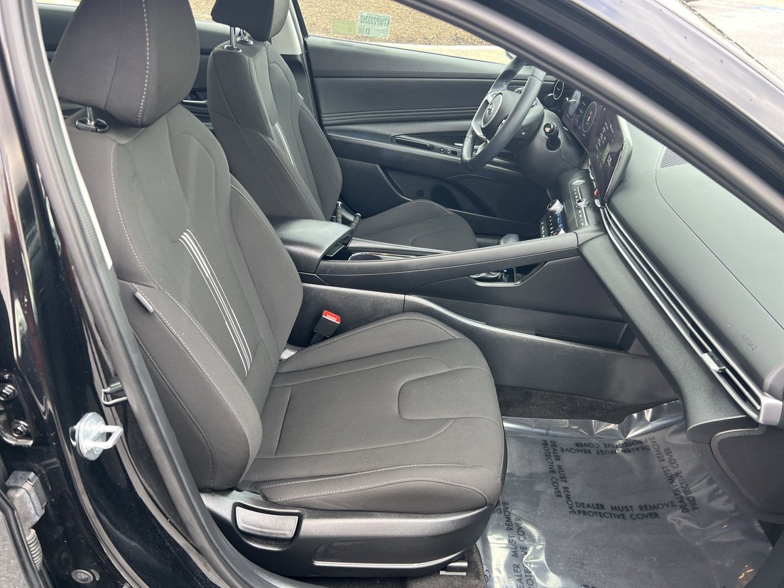 Used 2023 Hyundai Elantra SEL w/ Convenience Package image 25