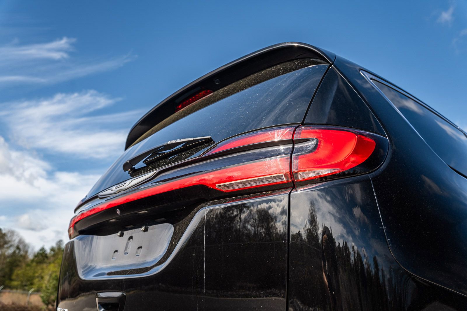 Used 2025 Chrysler Pacifica Select image 17