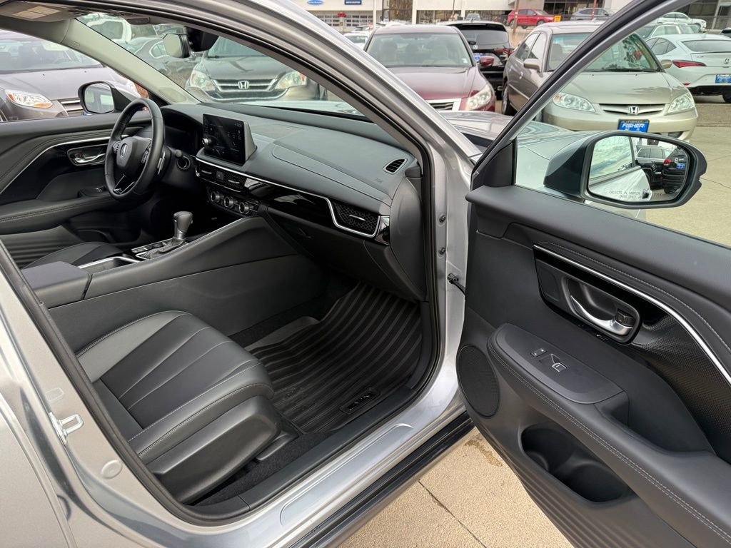 Certified 2025 Acura ADX AWD image 22