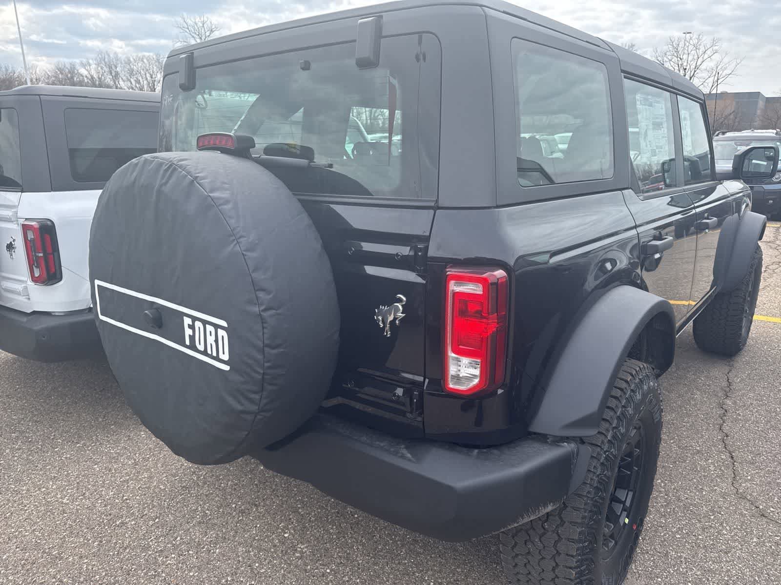 New 2026 Ford Bronco 4-Door w/ Sasquatch Package image 9
