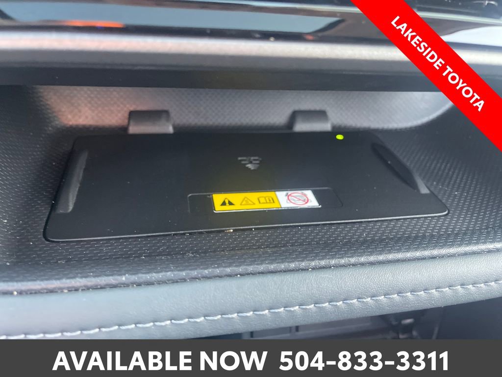 Certified 2025 Toyota Highlander Limited image 32