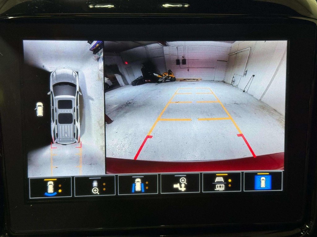 Used 2023 Chevrolet Traverse RS w/ LPO, Floor Liner Package AWD/4WD image 17