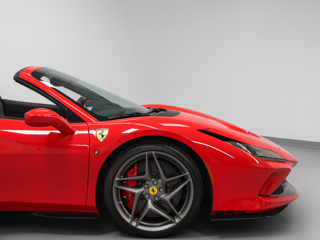 Certified 2023 Ferrari F8 Tributo RWD image 15