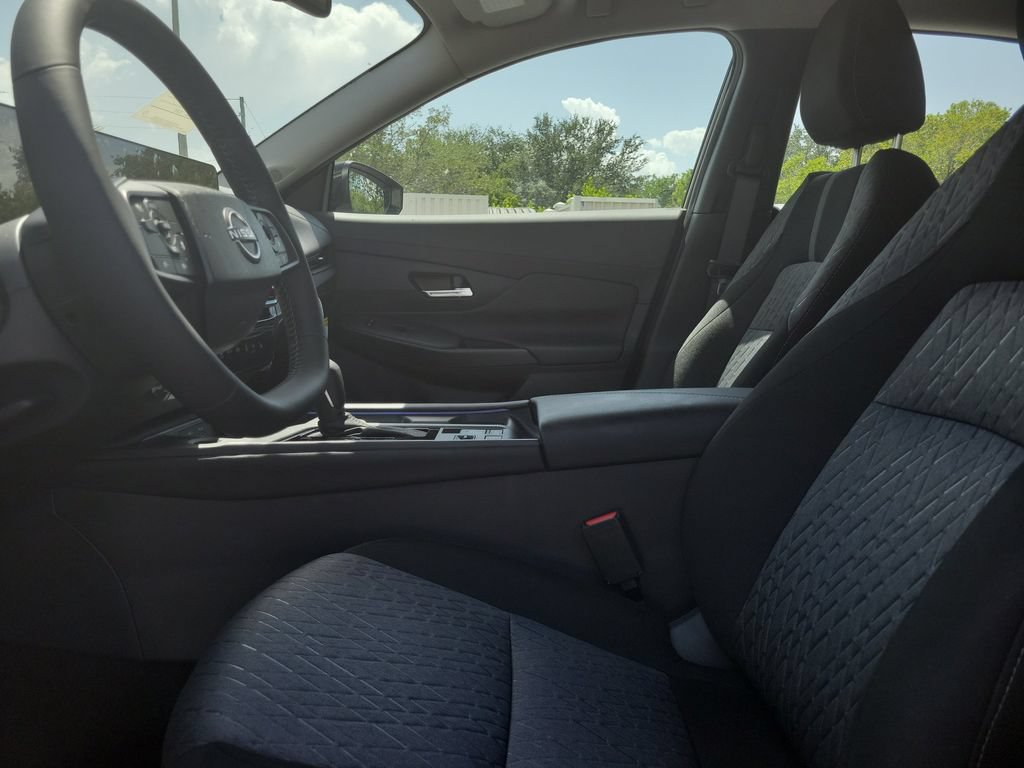 New 2026 Nissan Sentra SV w/ SV Convenience Package FWD image 22