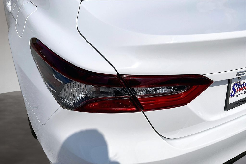Used 2021 Toyota Camry LE w/ Audio Upgrade Package FWD image 23