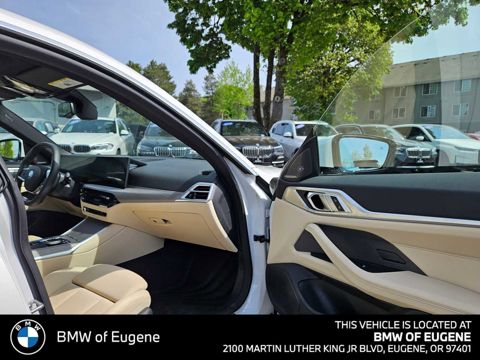 Used 2025 BMW i4 xDrive40i w/ Premium Package AWD/4WD image 10