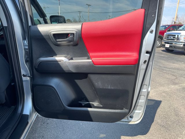 Certified 2023 Toyota Tacoma SR5 w/ SX Package AWD/4WD image 25
