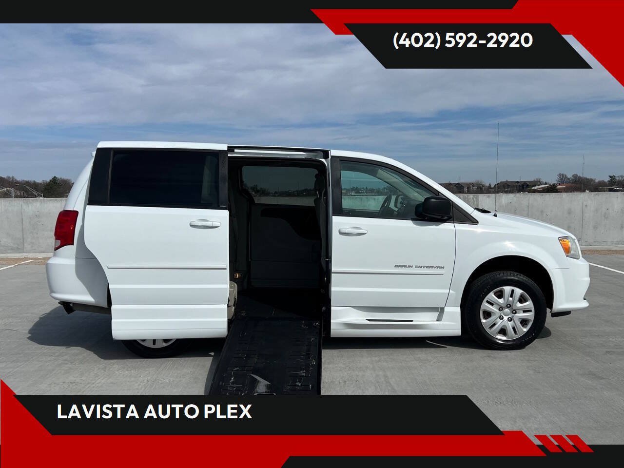 Used 2014 Dodge Grand Caravan SE w/ Quick Order Package 29E SE FWD image 1