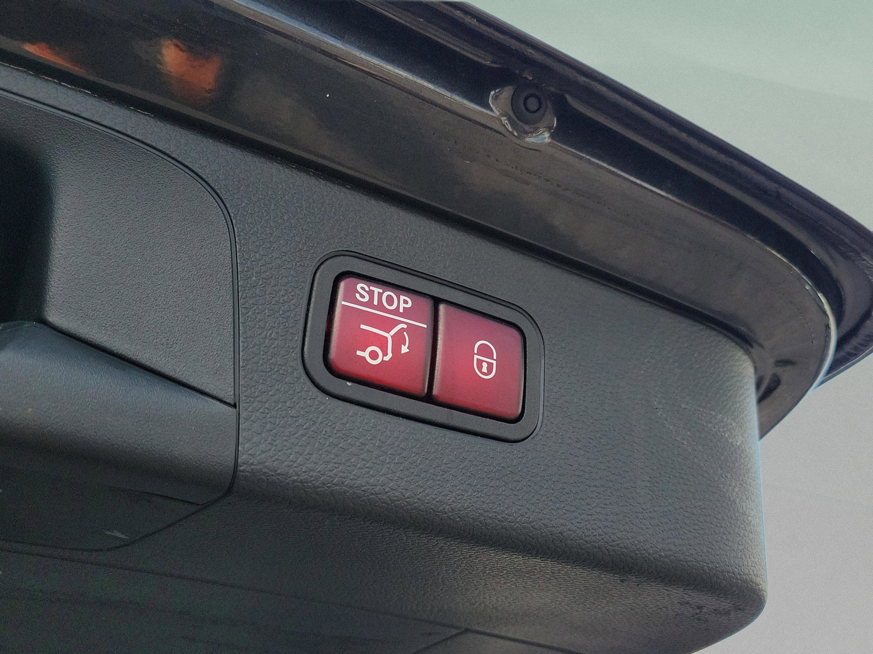 Certified 2022 Mercedes-Benz GLC 300 image 10