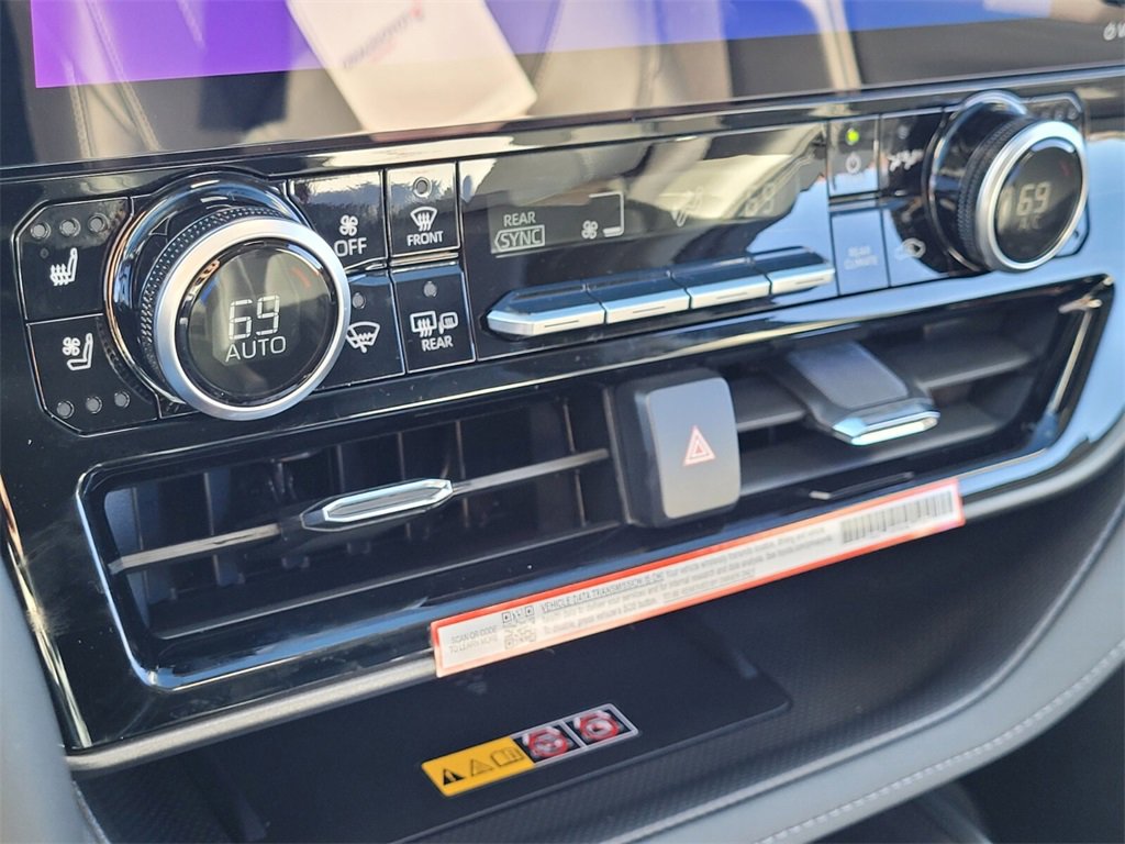 New 2026 Toyota Highlander Limited image 21