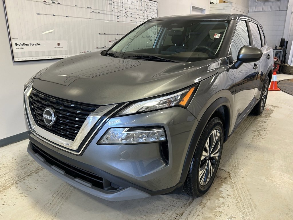 Used 2023 Nissan Rogue SV image 25