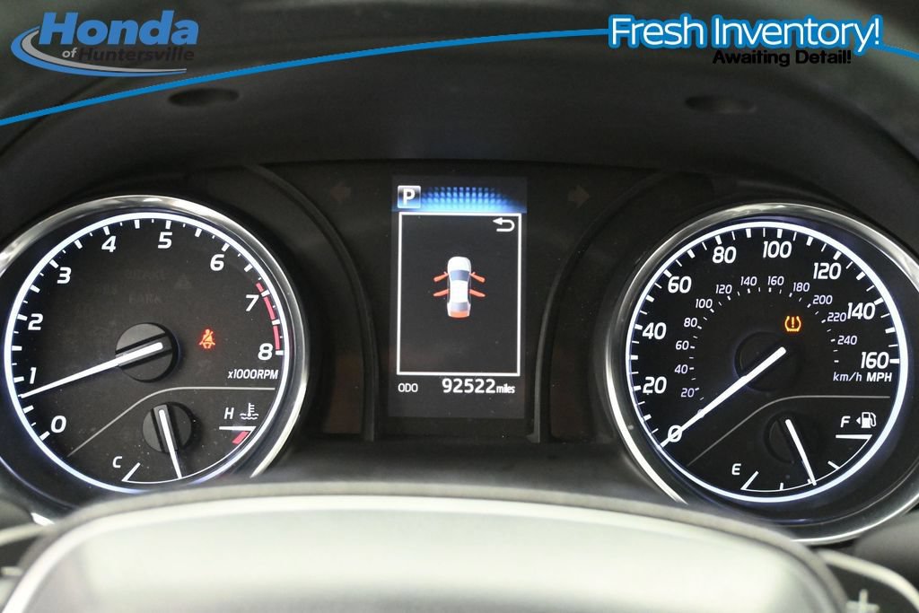 Used 2020 Toyota Camry SE FWD image 24
