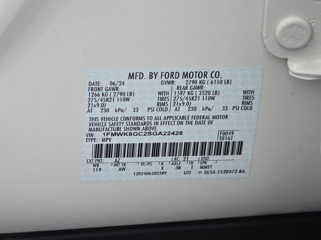 Used 2025 Ford Explorer ST AWD/4WD image 16