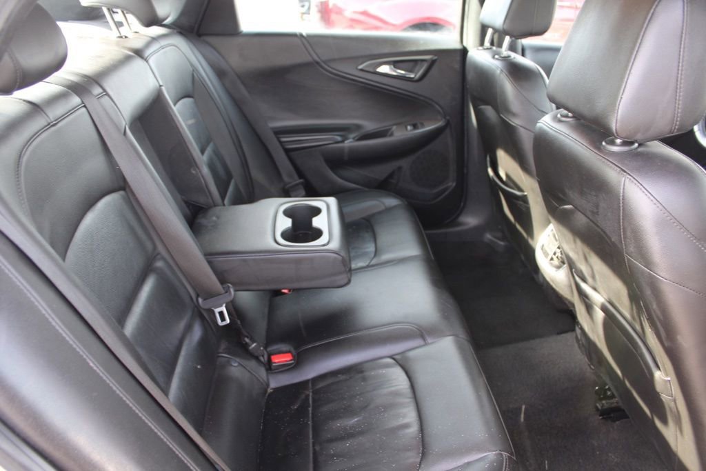 Used 2016 Chevrolet Malibu LT w/ Leather Package image 21