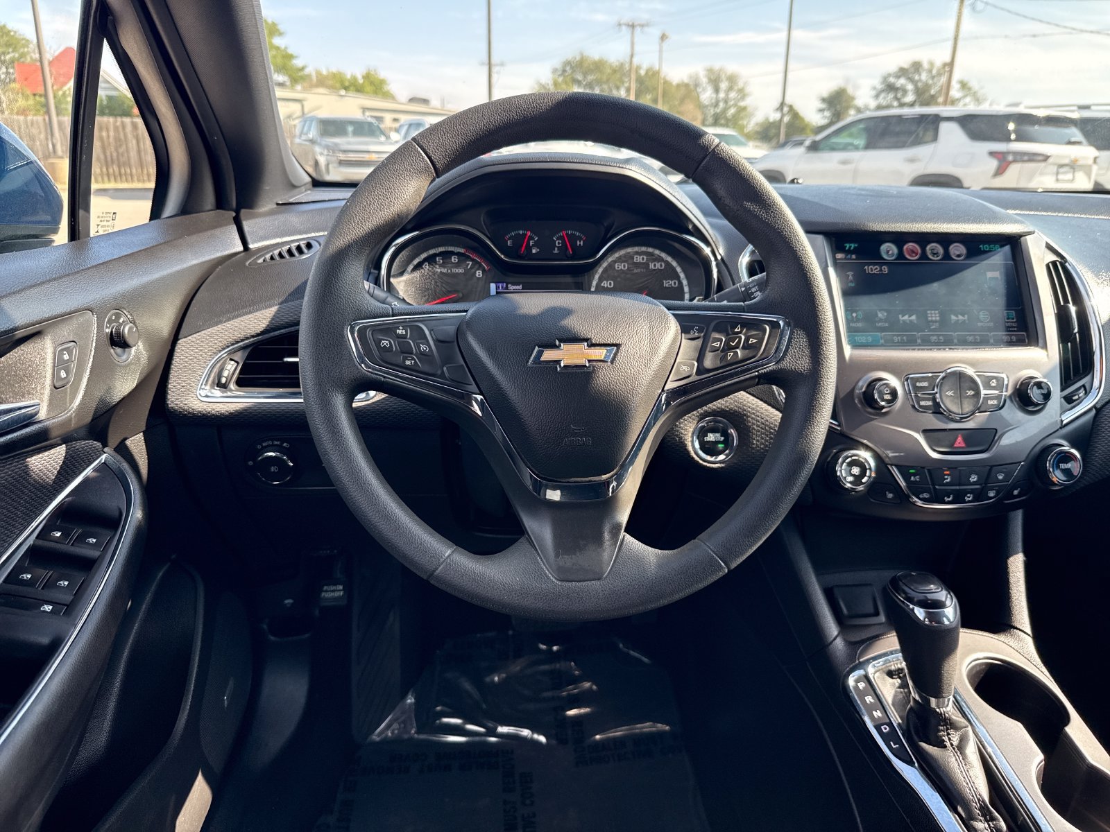 Used 2017 Chevrolet Cruze LT w/ Sun And Sound Package FWD image 22