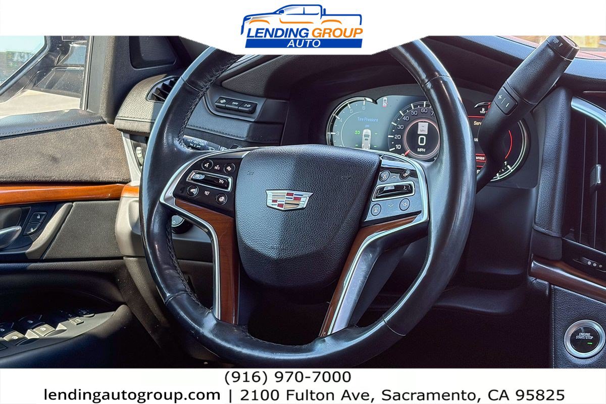 Used 2017 Cadillac Escalade Premium Luxury AWD/4WD image 13