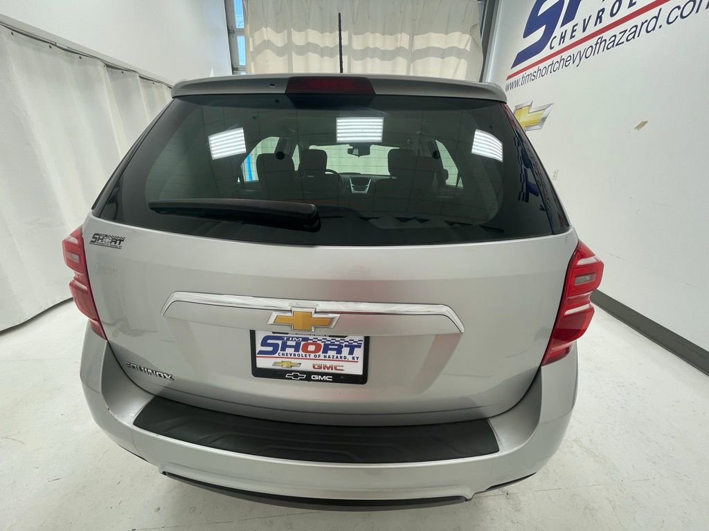Used 2017 Chevrolet Equinox L image 6