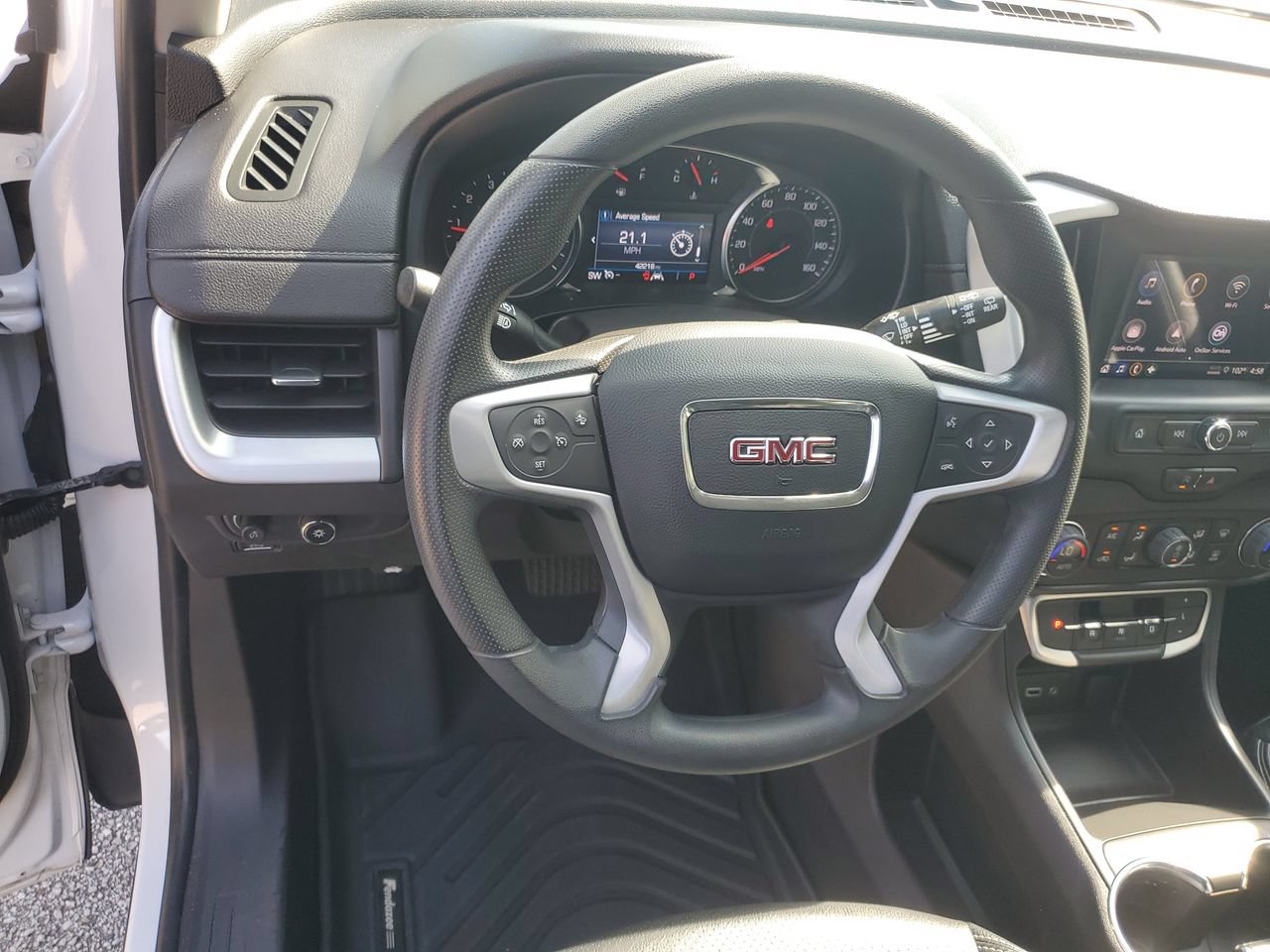 Used 2023 GMC Terrain SLE w/ Driver Convenience Package FWD image 16