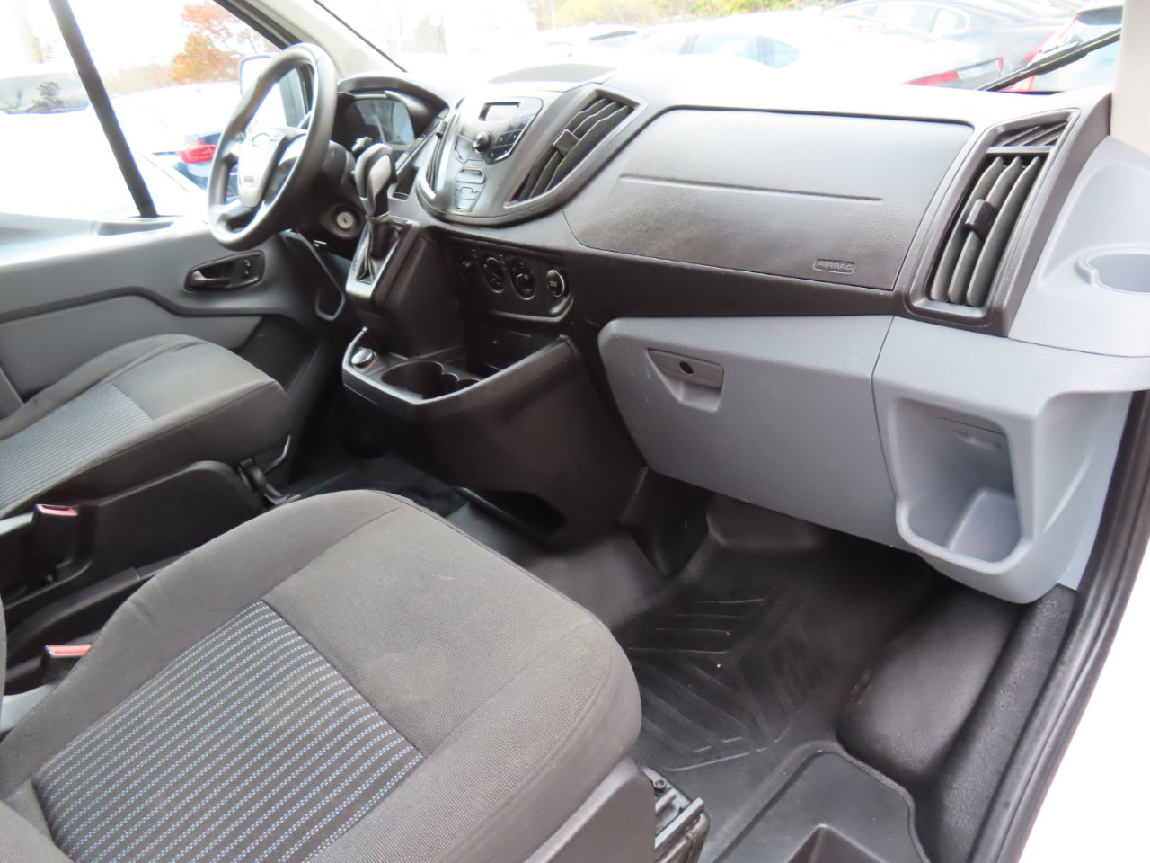 Used 2019 Ford Transit 250 130 Low Roof w/ Exterior Upgrade Package image 21